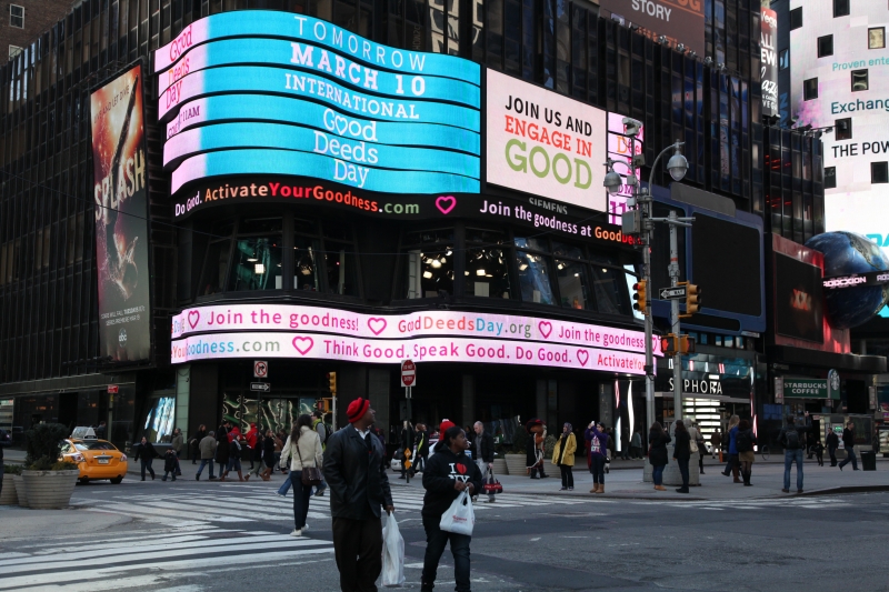 יום מעשים טובים 2013 ב-Times Square ניו יורק, ארה"ב 